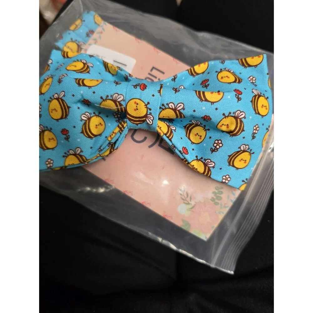 Lionheart Glory Bee Print Dog Collar Large w/ Removable Bow Tie Adjustable